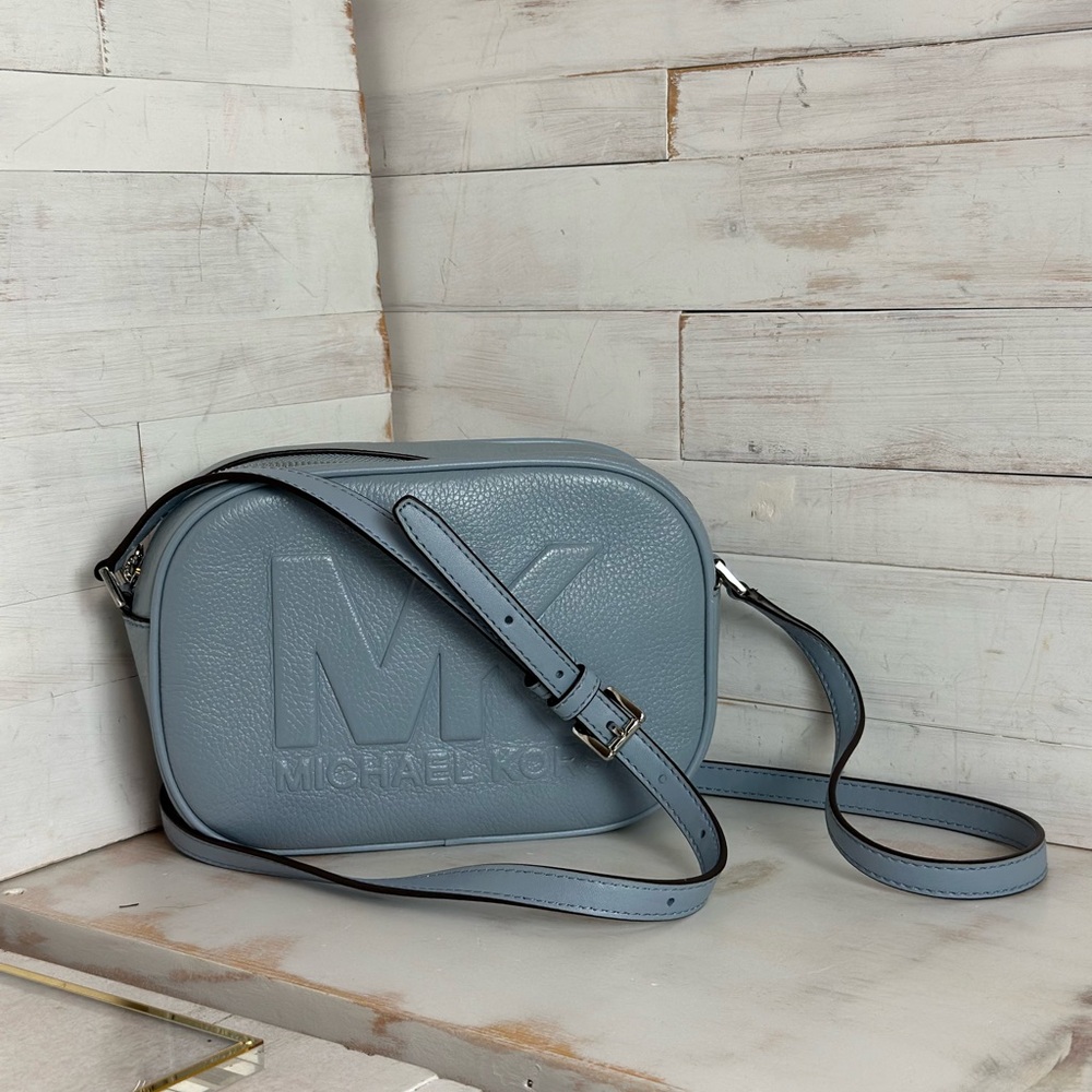 Michael Kors Oval Jet Set Baby Blue Leather Crossbody